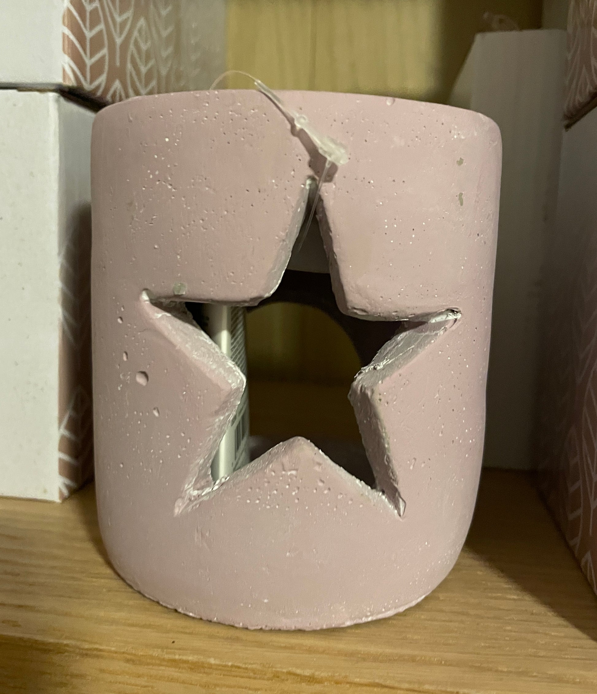 Brûleur ciment étoile mauve pastel