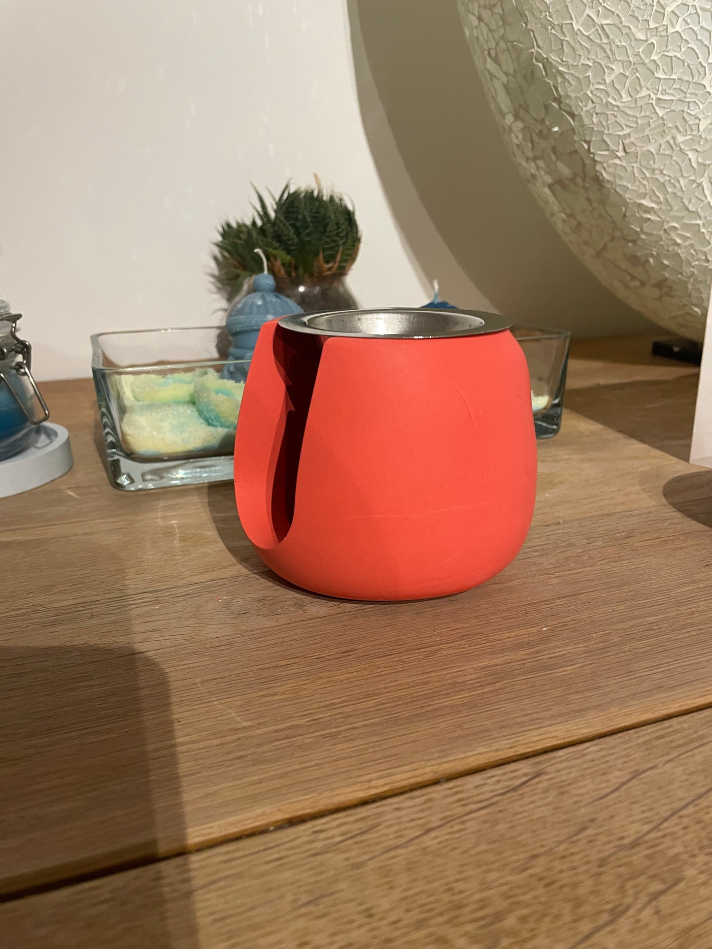 Brûleur Jesmonite rouge